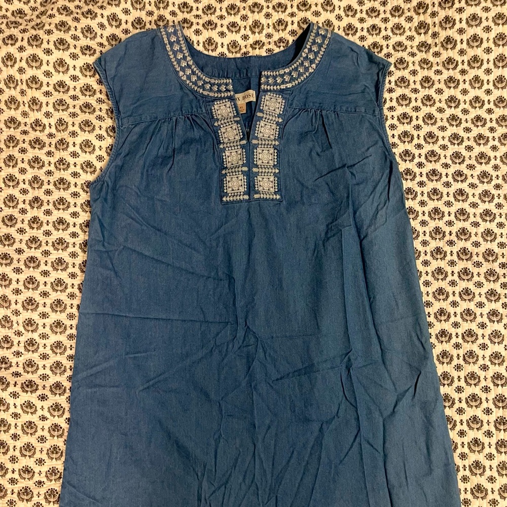 Chambray dress with embroidered neckline